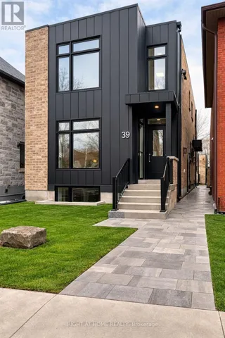 3 - 39 FIFTEENTH STREET, Toronto (New Toronto), Ontario M8V3J3
