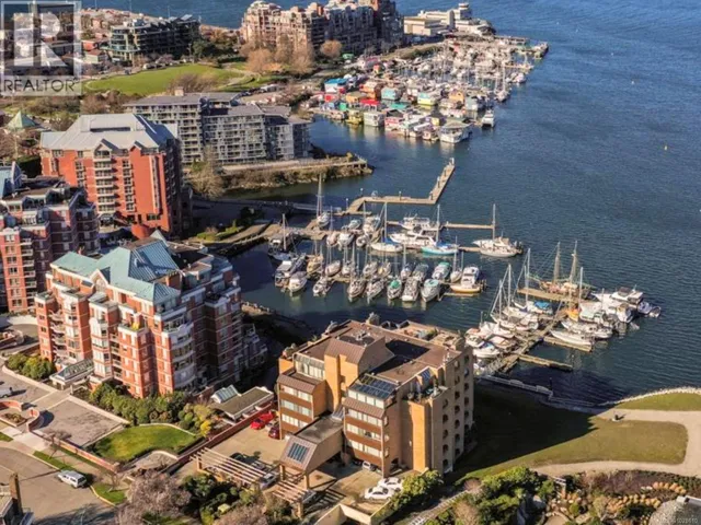 201 640 Montreal St, Victoria, British Columbia V8V1Z8