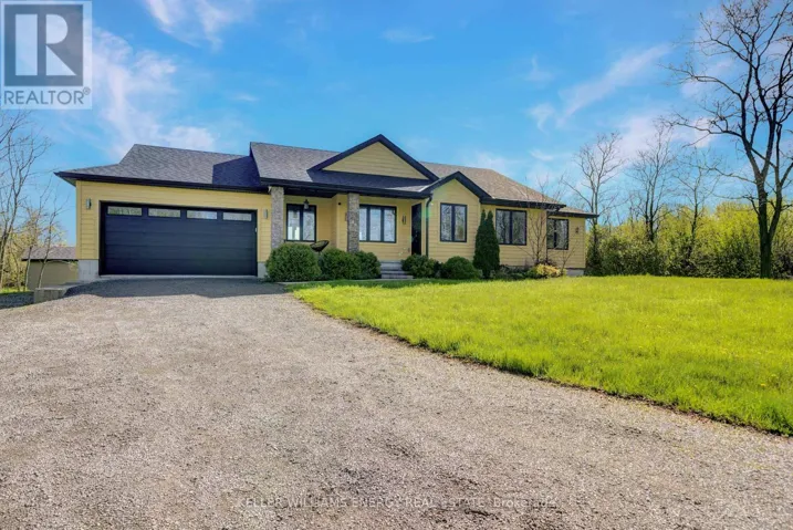 20858 LOYALIST PARKWAY, Prince Edward County (Ameliasburg Ward), Ontario K0K1L0