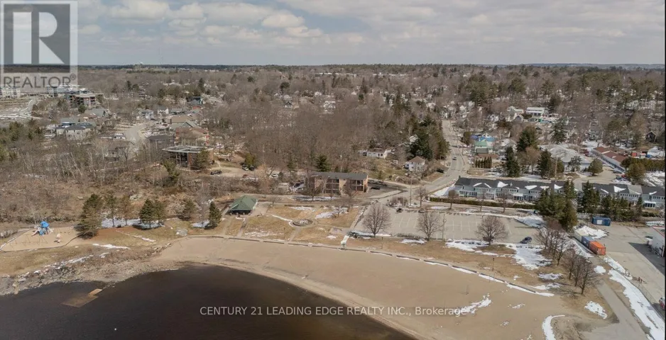 4 - 21 PROSPECT STREET, Parry Sound, Ontario P2A2B5