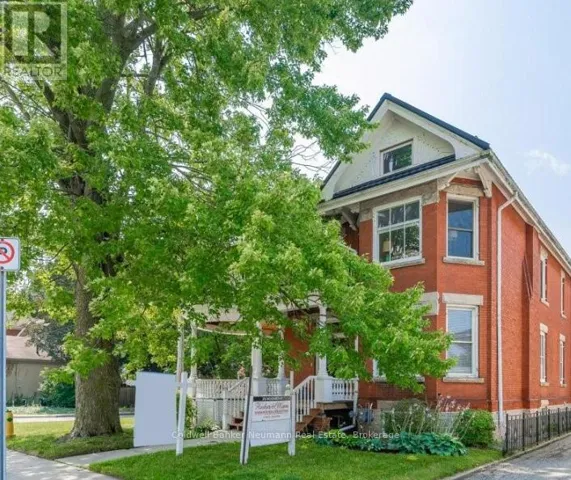 UPPER - 376 WOOLWICH STREET, Guelph (Exhibition Park), Ontario N1H3W7