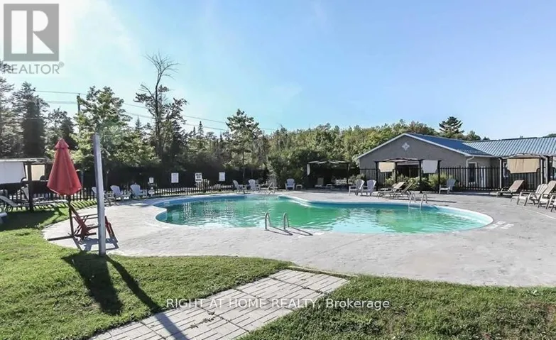 7 NIPAGON CIRCLE, Wasaga Beach, Ontario L9Z2M2