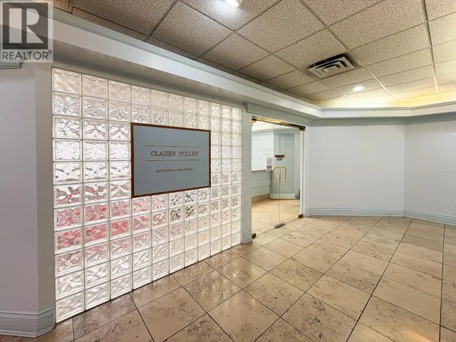 1674 Bertram Street Unit# 200, Kelowna, British Columbia V1Y9G4