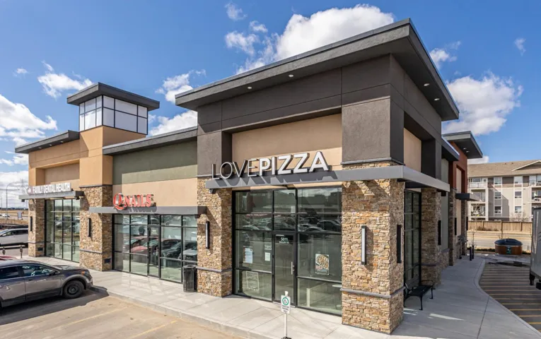 5103 Mullen Rd, Edmonton, Alberta T6R0S9