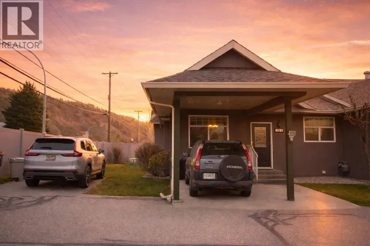 3011 SOUTH MAIN Street Unit# 101, Penticton, British Columbia V2A5J7