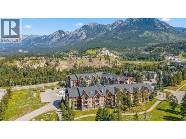 7495 COLUMBIA Avenue Unit# 2112, Radium Hot Springs, British Columbia V0A1M0