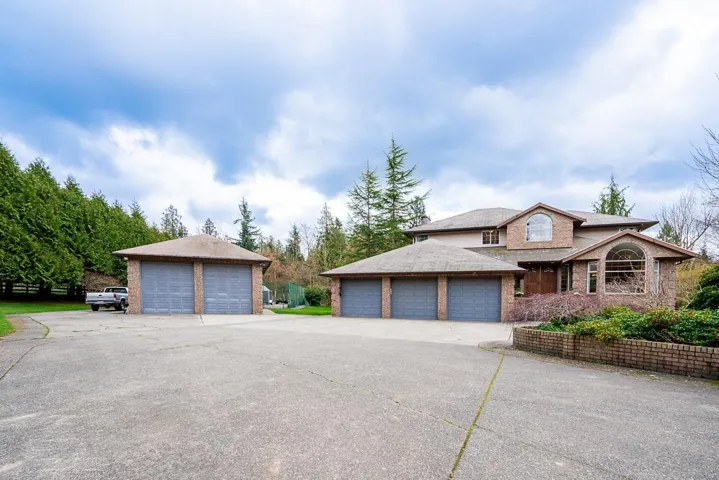 1890 269A STREET, Langley, British Columbia V4W2S5