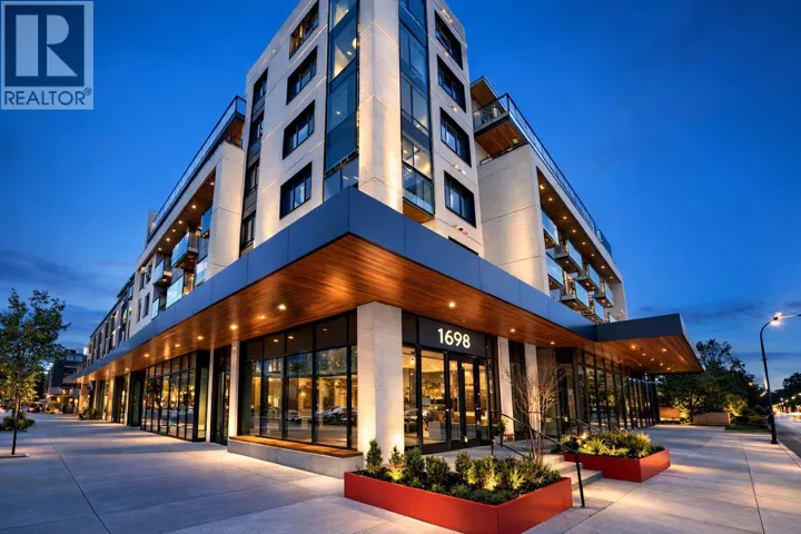 1698 E 12TH AVENUE, Vancouver, British Columbia V5N2A3