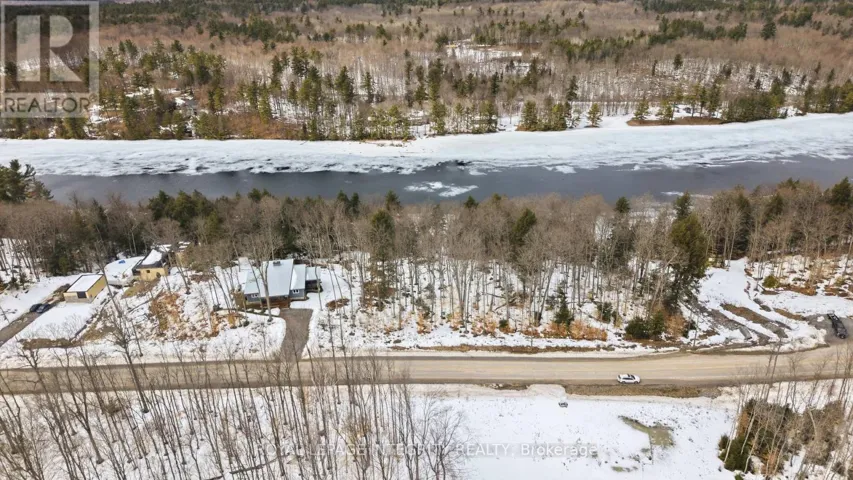 131 SHADY MAPLE ROAD, McNab/Braeside, Ontario K0J1G0