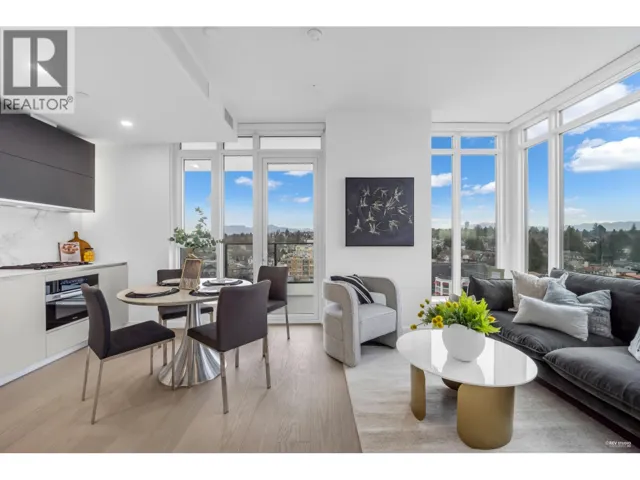 702 8415 GRANVILLE STREET, Vancouver, British Columbia V6P0M2