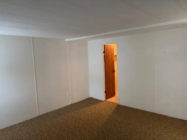 11 13507 81 AVENUE, Surrey, British Columbia V3W3C6