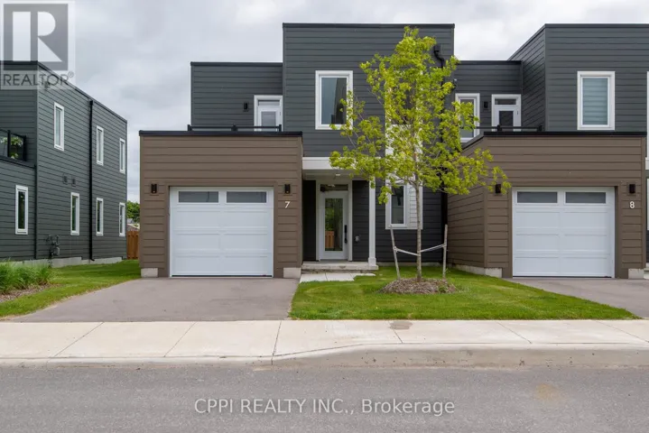 7 - 19 WEST STREET N, Kawartha Lakes (Fenelon Falls), Ontario K0M1N0