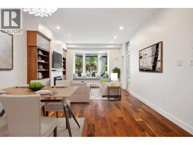 210 2028 W 11 AVENUE, Vancouver, British Columbia V6J2C9