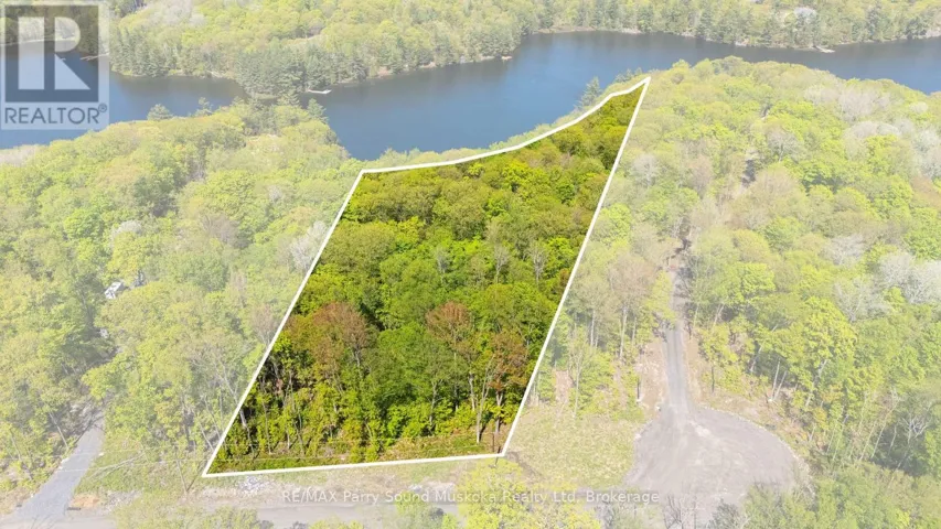 20 ZHAAWASHKWAA MIIKA ROAD, Seguin, Ontario P2A0B2