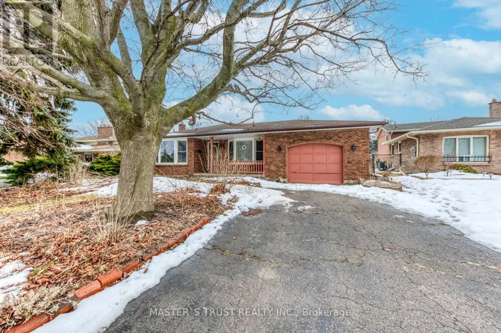 9 BAYSHORE CRESCENT, St. Catharines (Lakeshore), Ontario L2N5Y3