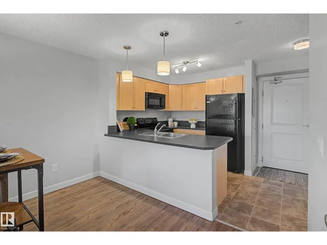 #217 3715 WHITELAW LN NW, Edmonton, Alberta T6W2C3