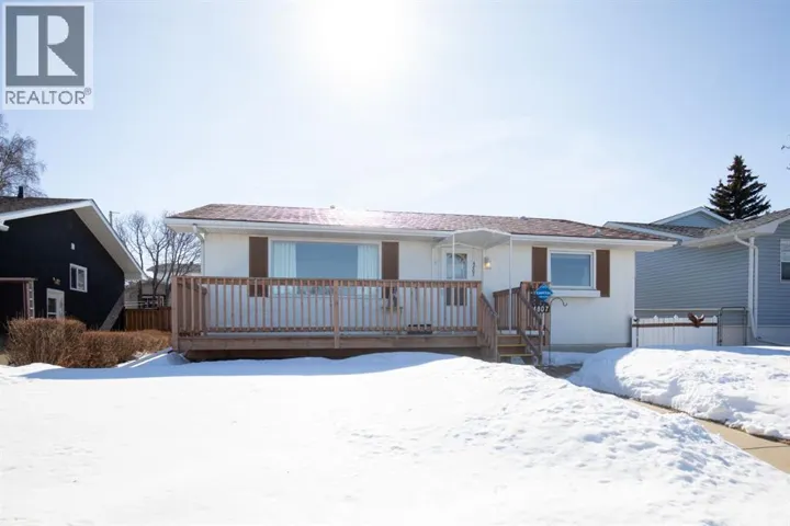 4807 45 Street, Innisfail, Alberta T4G1M8