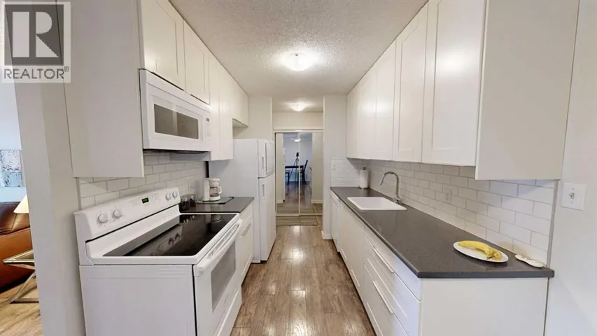 306, 405 Columbia Boulevard W, Lethbridge, Alberta T1K4R6