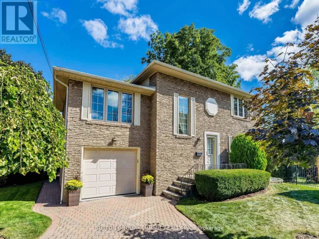 7 LOCHWAY COURT, Toronto (Islington-City Centre West), Ontario M9B4G6