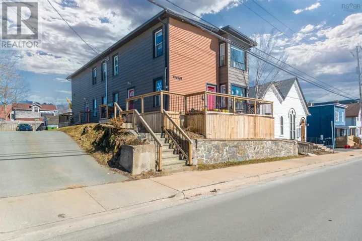 38 Victoria Road, Dartmouth, Nova Scotia B2Y2V9