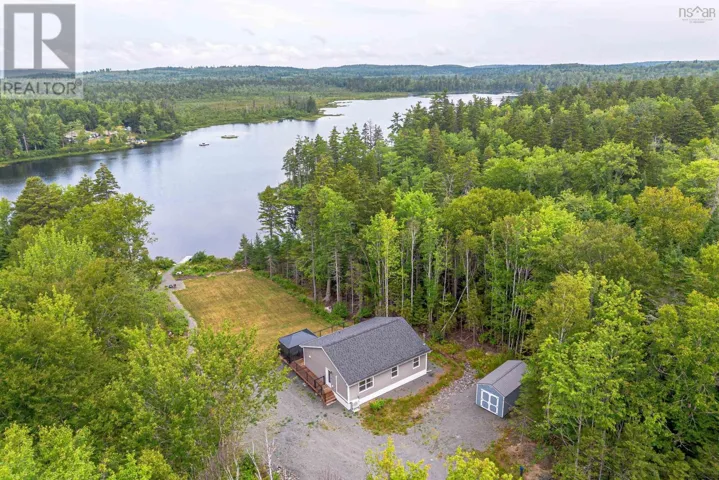 195 Middle Lake South Road, Vaughan, Nova Scotia B0N2T0