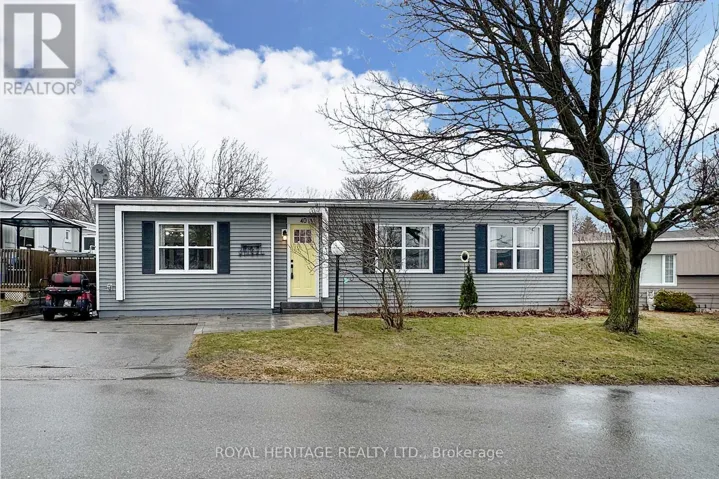 40 BLUFFS ROAD, Clarington (Bowmanville), Ontario L1B1A3