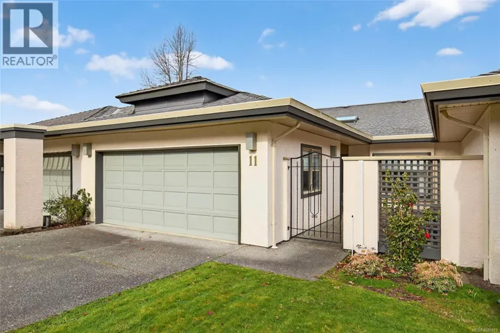 11 4360 Emily Carr Dr, Saanich, British Columbia V8X4Y4
