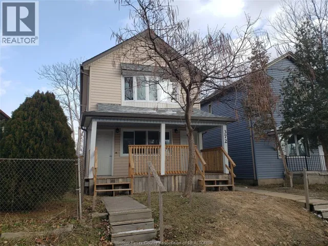372 LOUIS Unit# UPPER, Windsor, Ontario N9A1W4