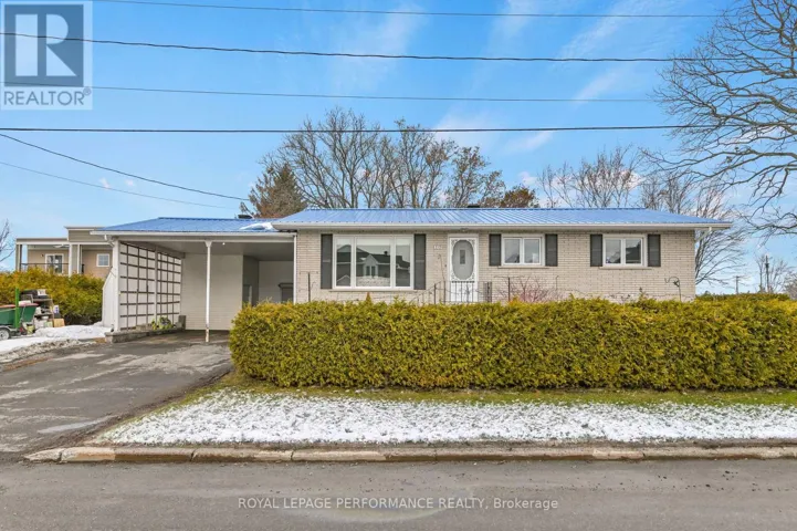 313 CECILE BOULEVARD W, Hawkesbury, Ontario K6A1N7