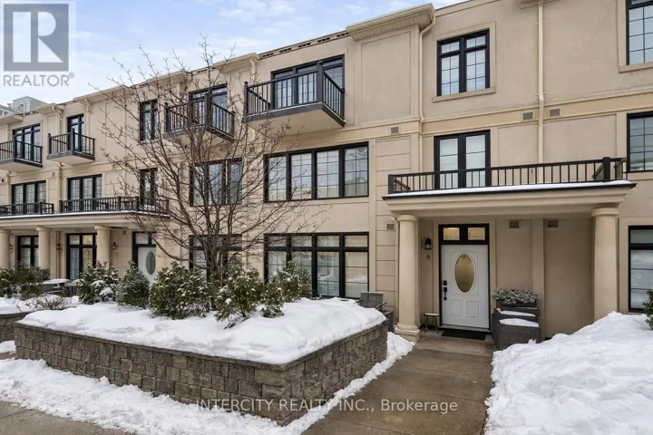 8 - 7 BRIGHTON PLACE, Vaughan (Crestwood-Springfarm-Yorkhill), Ontario L4J0H1