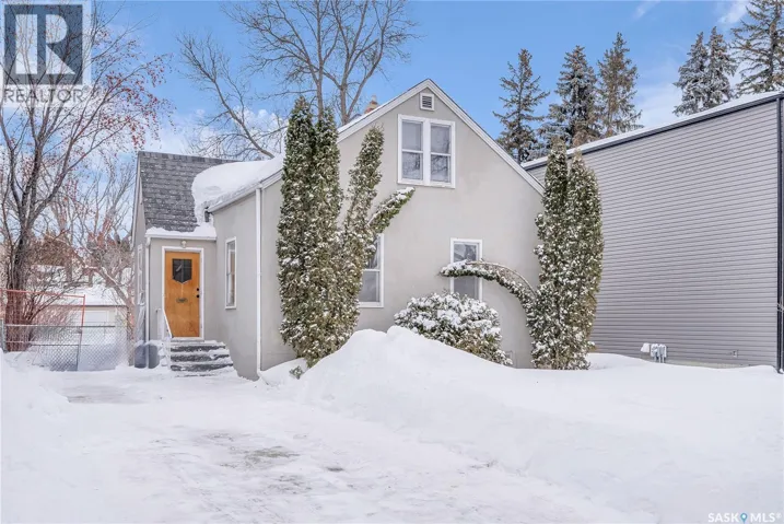 1115 9th STREET E, Saskatoon, Saskatchewan S7H0N4