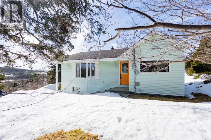 11 Paradise Road, Paradise, Newfoundland & Labrador A1L3B4