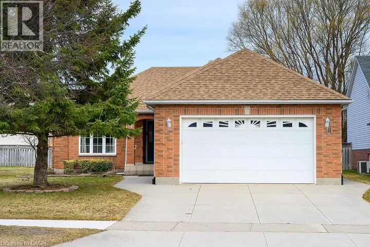 38 CEDAR PARK Drive, Welland, Ontario L3C7C8