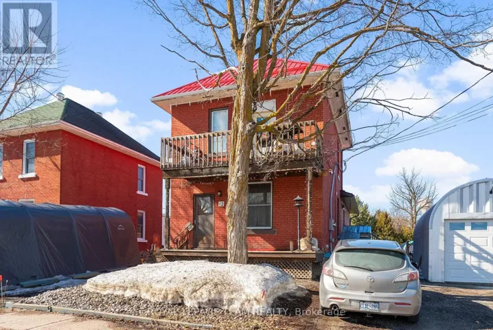 12 MEADOW STREET, Whitewater Region, Ontario K0J1K0