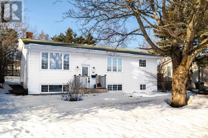 44 Westcomb Crescent, Charlottetown, Prince Edward Island C1C1B3