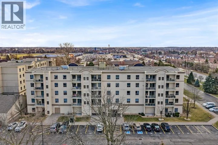 325 VILLAGE GROVE Unit# 503, Tecumseh, Ontario N8N0B1