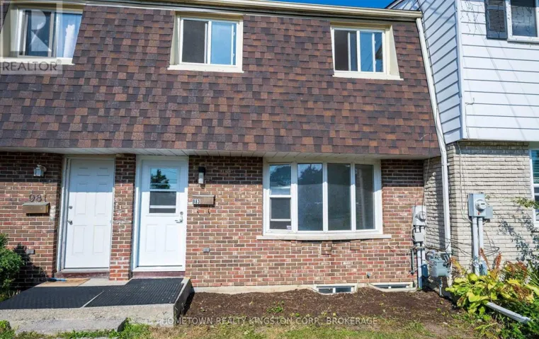 983 OAKVIEW AVENUE, Kingston (South of Taylor-Kidd Blvd), Ontario K7M6W9