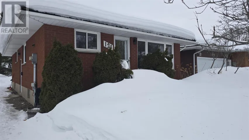 121 Glen AVE, Sault Ste. Marie, Ontario P6A5V8