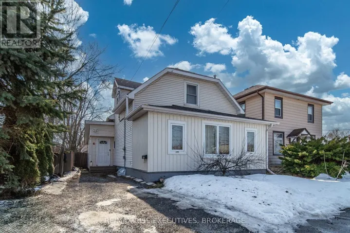 6 LEOPOLD STREET, Quinte West (Trenton Ward), Ontario K8V2J9