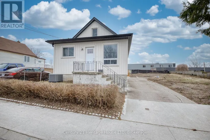 64 PATRICIA STREET, Thorold (Thorold Downtown), Ontario L2V3W1