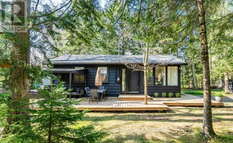 1 SUNDOWN ROAD, Tiny, Ontario L0L2J0