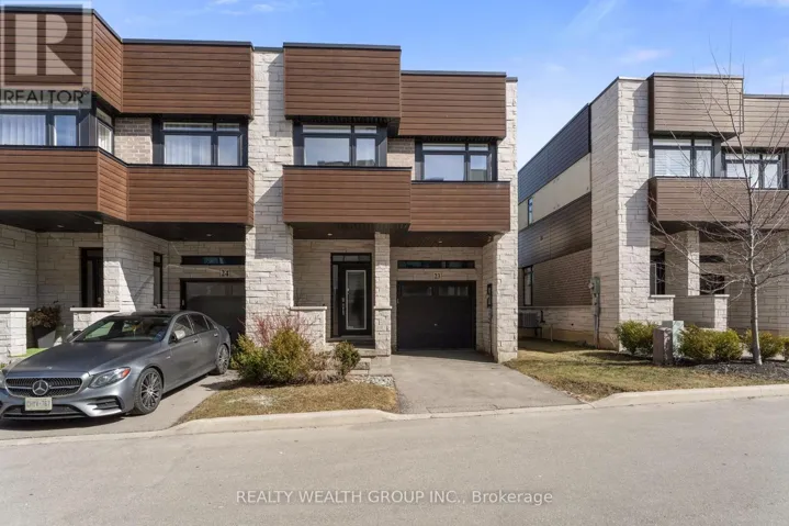 23 - 35 MIDHURST HEIGHTS, Hamilton (Stoney Creek Mountain), Ontario L8J0K9
