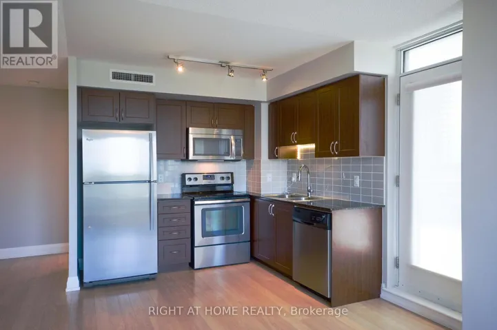 621 - 370 HIGHWAY 7 E, Richmond Hill (Doncrest), Ontario L4B0C4