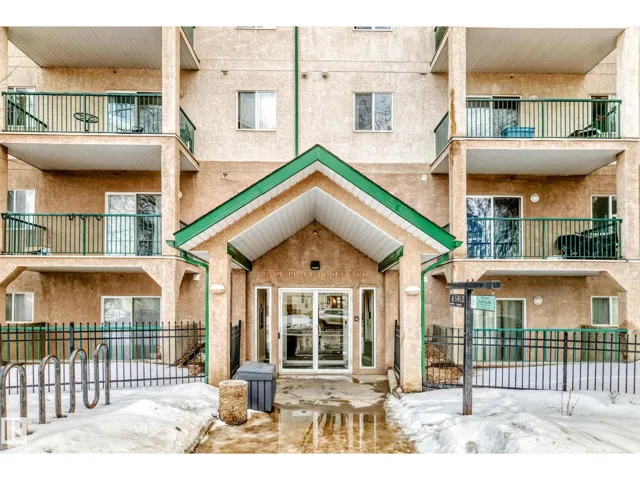 #427 11325 83 ST NW NW, Edmonton, Alberta T5B4W5