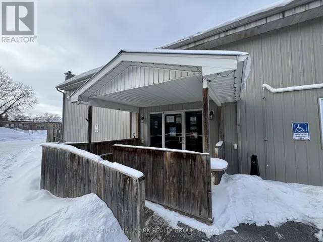 33 QUEEN ST STREET, North Stormont, Ontario K0A1R0