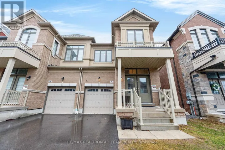 9 O'REILLY STREET, Whitby, Ontario L1P0N7