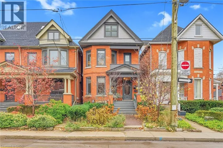 141 MARKLAND Street, Hamilton, Ontario L8P2K3