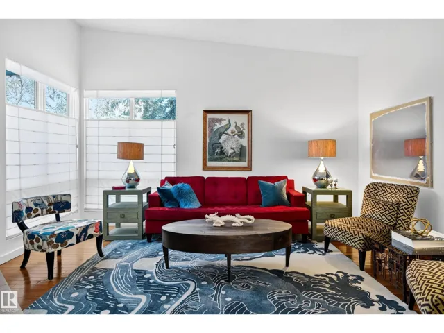 11627 76 AV NW, Edmonton, Alberta T6G0K9