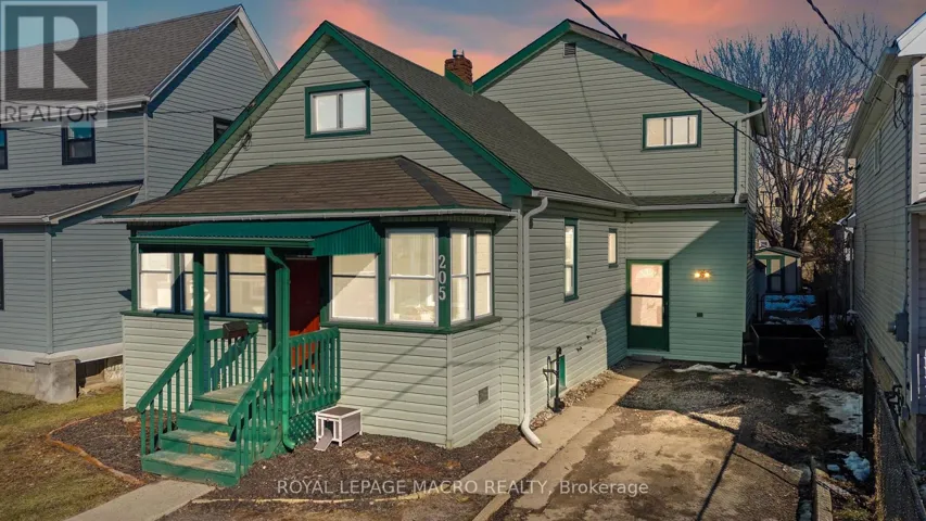 205 MITCHELL STREET, Port Colborne (East Village), Ontario L3K1Y4