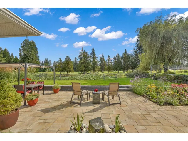 4870 209A STREET, Langley, British Columbia V3A8A1